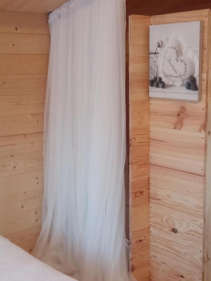 Chambre Studio Photo Chalet Sdb Partagee A Proximite Chavagne Exterior foto