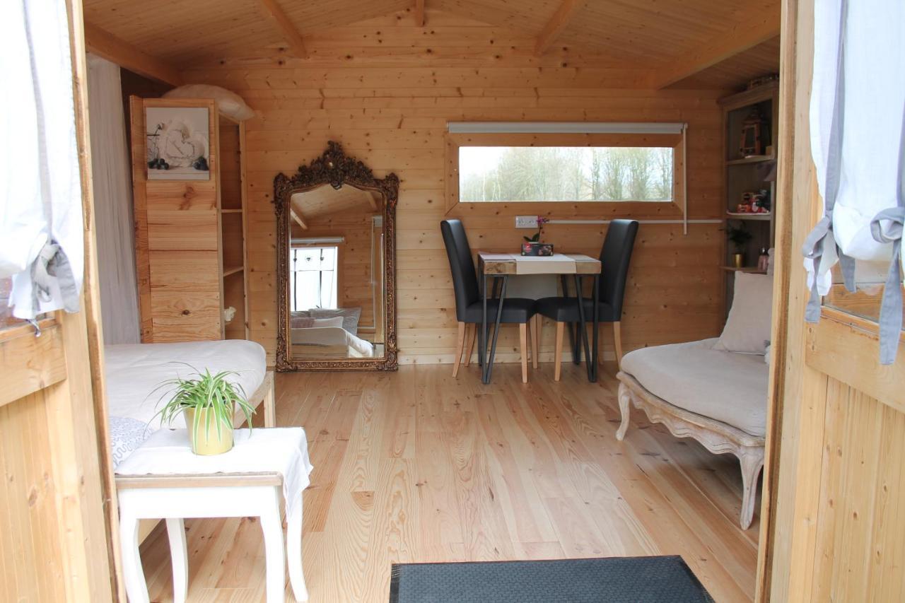 Chambre Studio Photo Chalet Sdb Partagee A Proximite Chavagne Exterior foto